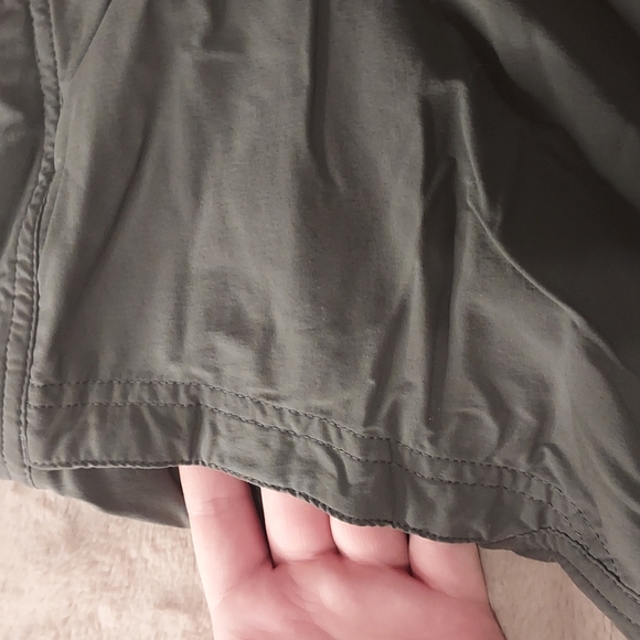 L. L. Bean Shorts - Picture 4 of 8